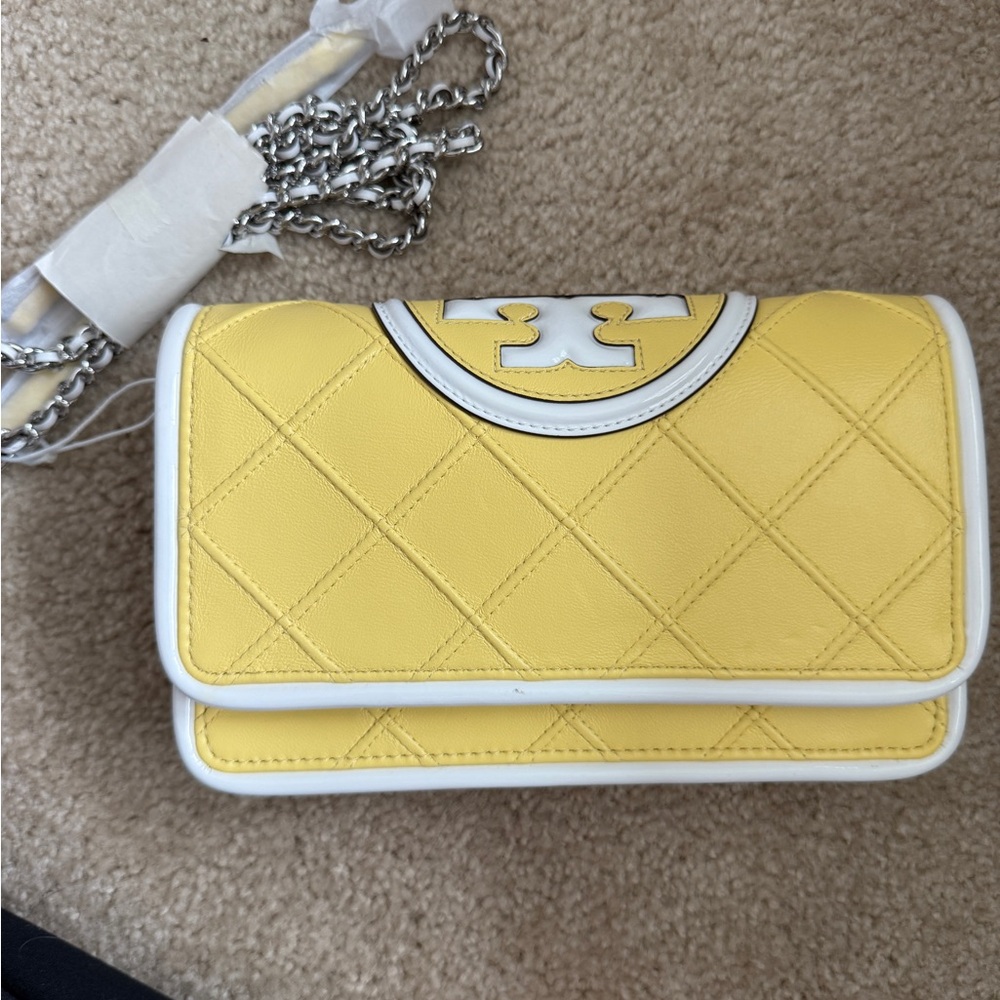 Tory Burch Yellow Quilted Fleming Crossbody bag with Chain